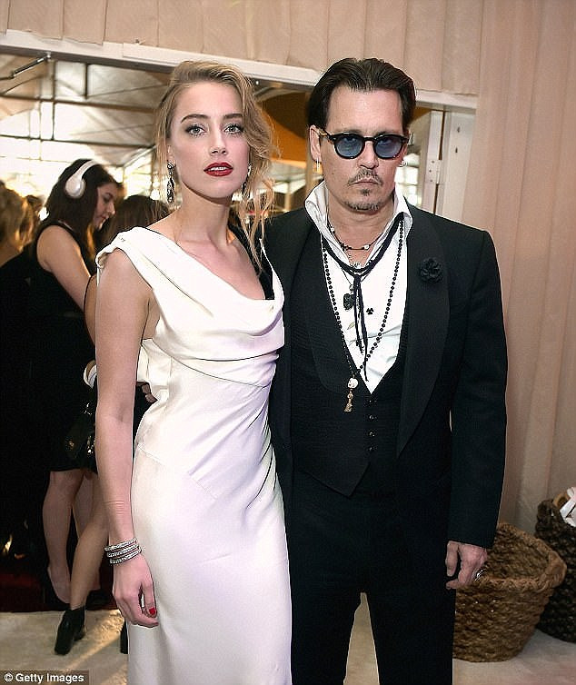 Amber Heard đệ đơn ly hôn Johnny Depp vào ngày 23/5/2016 với lý do bị chồng đánh đập. (Ảnh: Getty Images)