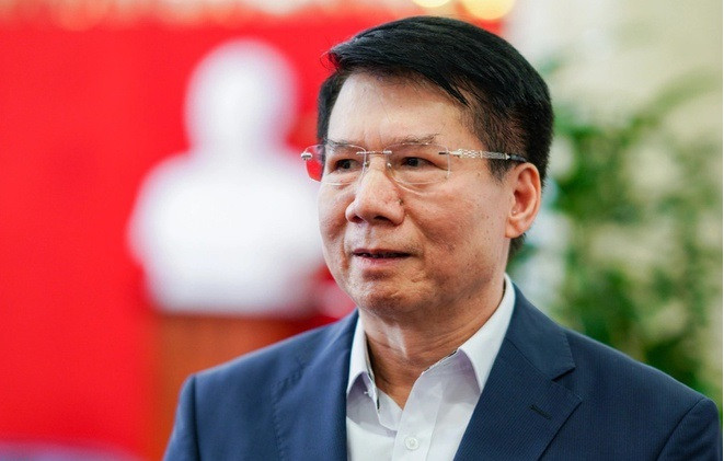 Đối với việc không đình chỉ lưu hành thuốc có thông tin nghi ngờ là không rõ nguồn gốc xuất xứ, tại thời điểm năm 2014, bị can Cường cho rằng chưa có đủ điều kiện để quyết định đình chỉ lưu hành. Tuy nhiên, đến nay bị can Cường nhận thấy việc không đình chỉ lưu hành thuốc không rõ nguồn gốc xuất xứ là chưa thực hiện đúng chức trách nhiệm vụ được giao và ăn năn về hậu quả xảy ra. Bị can Trương Quốc Cường đã nhờ gia đình nộp tiền khắc phục một phần hậu quả do hành vi không đình chỉ lưu hành thuốc gây ra. Ngày 31/12/2021, vợ bị can Trương Quốc Cường đã nộp số tiền 1,8 tỷ đồng vào tài khoản của Cục Thi hành án thành phố Hà Nội.
