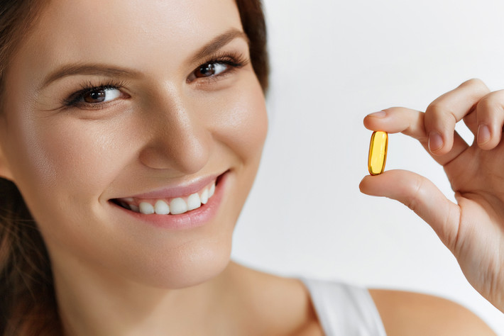 9. Tăng cường hệ miễn dịch: Chế độ ăn giàu omega-3 có thể làm tăng đáng kể sự kích hoạt và số tế bào B trong cơ thể, và do đó, tăng khả năng chống lại bệnh tật. Dầu cá cũng có thể giúp hệ thống miễn dịch của bạn bằng cách cải thiện hóa học trong máu và giảm viêm. Ảnh: Internet.