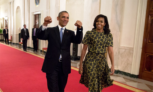 Bộ phim ưa thích thuộc thể loại hình sự của Tổng thống Mỹ Obama là “The Godfather I và II” (tạm dịch: Bố già phần 1 và phần 2). Nói về bộ phim này, Tổng thống Obama từng chia sẻ: “Cảnh phim ưa thích nhất của tôi là đoạn mở đầu của Bố già, khi Marlon Brando xuất hiện và nói với một kẻ đến nhờ vả trong đám cưới con gái ông: "Ngươi bất kính với ta, mà giờ lại còn muốn ta ban ân huệ".... Đó là một bộ phim tuyệt vời".