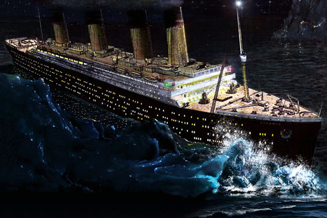 Theo một số tài liệu, khoảng 10 cặp đôi có mặt trên tàu Titanic huyền thoại đi hưởng tuần trăng mật. Tuy nhiên, họ không thể ngờ được rằng đó là chuyến đi "tử thần". Con tàu này chìm xuống Đại Tây Dương vào ngày 15/4/1912.