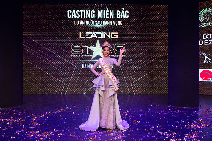 Dương Nguyễn Khả Trang được chọn trở thành đại diện tham dự cuộc thi Super Model International vào ngày 3/9 tại Thái Lan.
