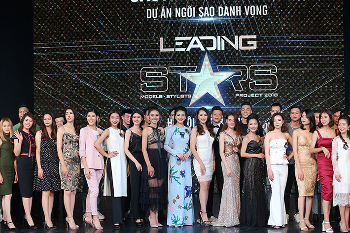 Buổi casting "Ngôi sao danh vọng" thu hút 200 ứng viên đến từ Hà Nội và các tỉnh thành phía Bắc, thậm chí có cả các thí sinh từ Bến Tre và người Việt tại Singapore bay về tham dự.