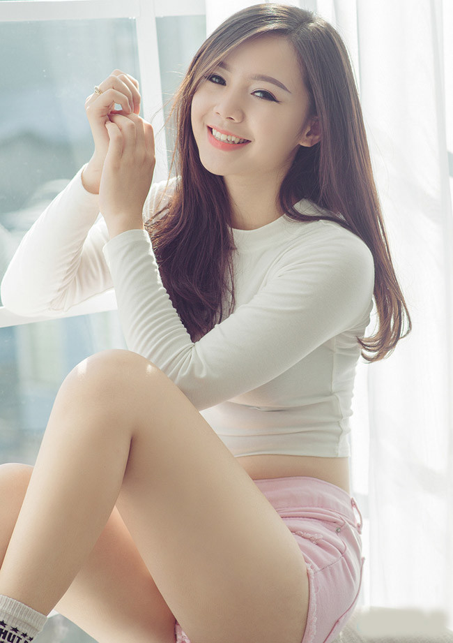 Quỳnh Kool tiết lộ vai diễn của cô trong phim không dài nhưng cũng không quá ngắn, đó là một vai thứ chính. Nhưng vì phim chưa phát sóng tới tập có nhân vật của cô xuất hiện nên chưa thể hé lộ được nhiều hơn.