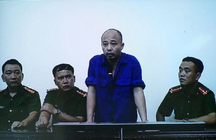 Cụ thể, ngày 22/4/2020, Công an tỉnh Thái Bình ra Quyết định khởi tố vụ án, khởi tố bị can để điều tra hành vi có dấu hiệu phạm tội "Cưỡng đoạt tài sản" đối với Nguyễn Xuân Đường và Ninh Đức Lợi (SN 1974, trú tại TP Thái Bình). Đường bị khởi tố do có hành vi cưỡng đoạt tài sản của các cơ sở kinh doanh dịch vụ mai táng trên địa bàn tỉnh Thái Bình gây bức xúc dư luận.