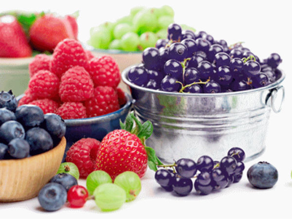 1. Quả mọng như dâu tây, quả mâm xôi và quả việt quất rất giàu polyphenol, chất giúp bạn giảm cân nhanh hơn. Quả việt quất là loại quả tốt nhất để đốt mỡ bụng do lượng cao chất chống oxy hóa.