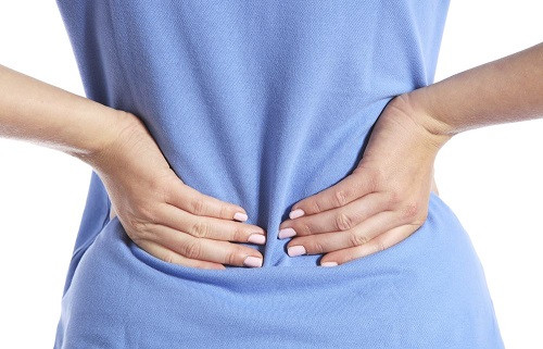 Nếu bị đau nhói ở vùng xương chậu dù không phải đang trong chu kỳ kinh nguyệt thì bạn nên đi khám bác sĩ. Đây có thể là dấu hiệu sớm của bệnh ung thư cổ tử cung.