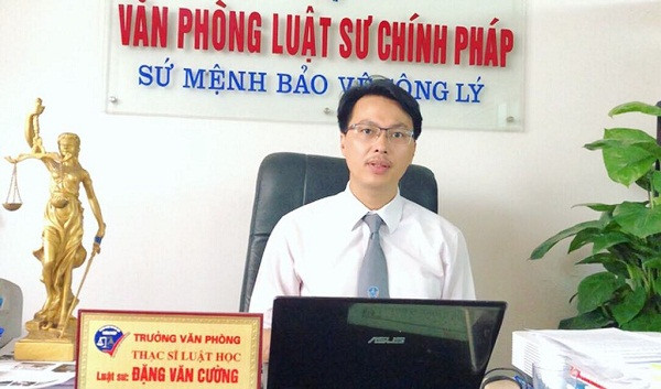 Tiến sĩ, luật sư Đặng Văn Cường (Đoàn Luật sư TP Hà Nội) cho rằng, với những người có sức ảnh hưởng trên mạng xã hội, nội dung họ đưa ra sẽ tác động tích cực hoặc tiêu cực đối với xã hội. Những thông tin cổ suý cho những hành vi thiếu văn hóa, thiếu chuẩn mực đạo đức, thuần phong mỹ tục có thể tác động tiêu cực đến xã hội, đặc biệt là đối với lớp trẻ. Do đó, cần bị xã hội tẩy chay, xử lý bằng những chế tài pháp luật.