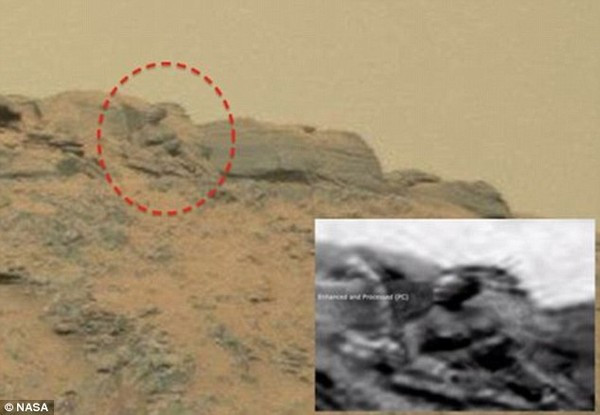 Cách đây không lâu, những thợ săn UFO cũng phát hiện một vật thể lạ được cho là giống tượng Phật trên Trái đất.