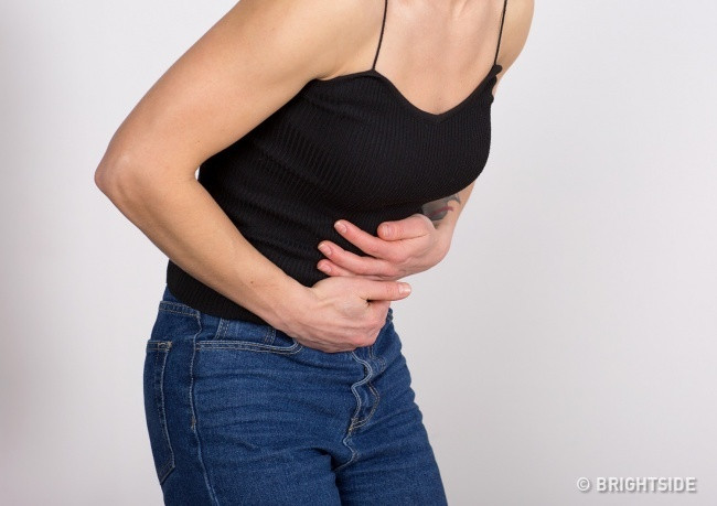 Nhiều người có thể mắc các vấn đề tiêu hóa khi họ cảm thấy lo lắng về điều gì đó. Mối liên hệ này là do sự phóng thích hormone rất lớn do căng thẳng gây ra.