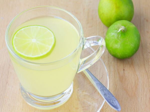 Nước chanh và muối có thể chữa đau răng khôn hiệu quả. Lấy nửa quả chanh vắt lấy nước và thêm một ít muối rồi bôi trực tiếp trên răng. Ảnh: Boldsky.