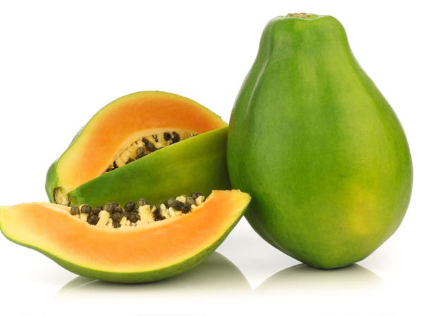 Ngoài việc giàu vitamin C, đu đủ cũng giàu vitamin A, folate, chất xơ, canxi, kali và omega-3 axit béo.