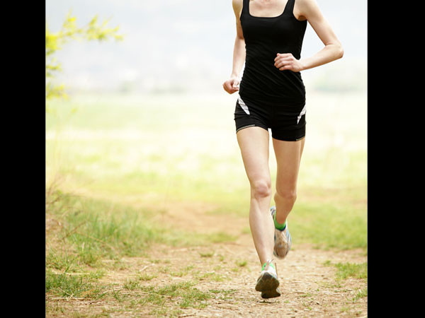 Chanh dây chứa nhiều khoáng chất quan trọng như đồng, sắt, phốt pho và magiê. Những khoáng chất này giúp tăng mật độ khoáng xương và duy trì độ bền của xương, đồng thời ngăn ngừa loãng xương.