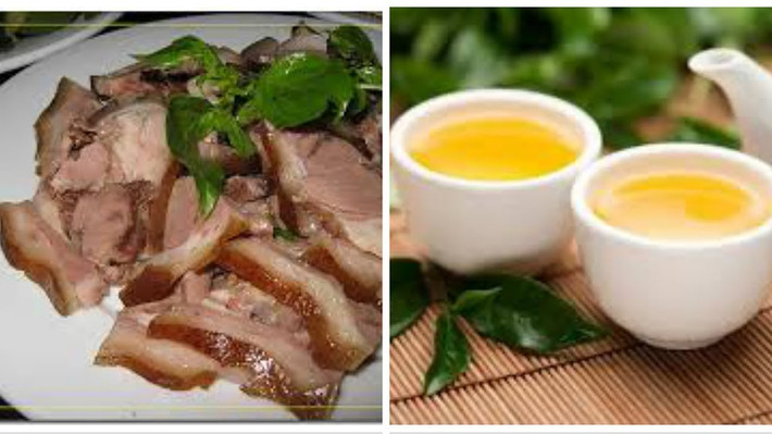 Ăn thịt chó không nên uống nước chè bởi sinh ra độc tố, lâu dần sẽ gây ung thư. Nhiều người có thói quen uống một cốc nước chè để tráng miệng cho sạch sẽ, đặc biệt là để khử mùi mắm tôm ăn kèm. Tuy nhiên, đây lại là thói quen vô cùng có hại.