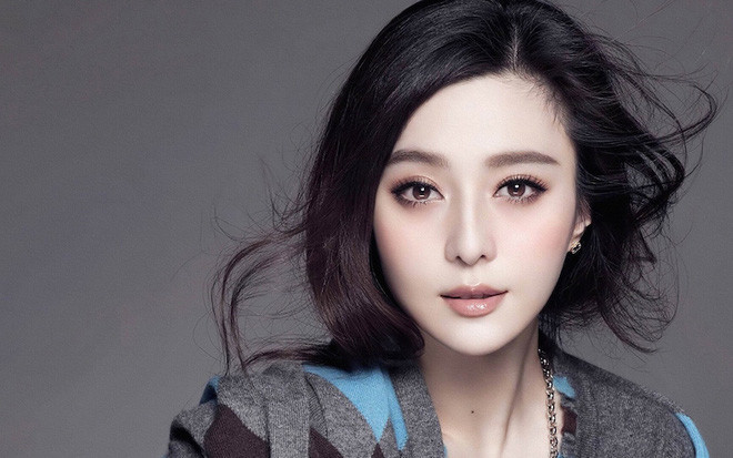 Phạm Băng Băng luôn được khen ngợi như nữ thần bước ra từ câu chuyện cổ tích nhờ làn da trắng sứ được cô dày công chăm sóc nhiều năm qua. Ảnh: Internet.