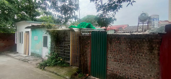 “Khu ổ chuột” của người dân tại khu dân cư cơ khí số 5 (tổ dân phố Nhuệ Giang, phường Tây Mỗ, quận Nam Từ Liêm) vì vướng “dự án treo”.