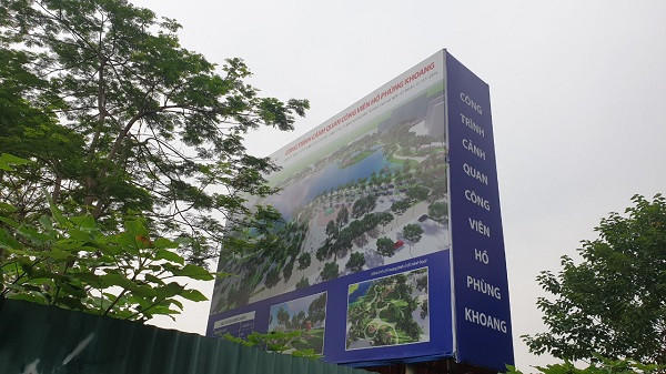 Công viên hồ điều hòa Phùng Khoang nằm trong quy hoạch tổng thể của Khu đô thị mới Phùng Khoang là một điểm nhấn quan trọng, tạo ra bộ mặt ra khu đô thị mới hiện đại, có cảnh quan hài hoà bên trục đường trục đường Tố Hữu nối với Lê Văn Lương kéo dài.