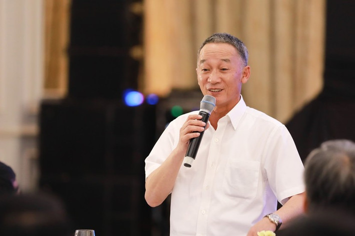 Chủ tịch UBND tỉnh Lâm Đồng Trần Văn Hiệp bị khởi tố, bắt tạm giam về tội nhận hối lộ vào ngày 2/1/2024 trong vụ án xảy ra tại tỉnh Lâm Đồng và một số địa phương liên quan. Ông Trần Văn Hiệp được xác định đã có hành vi nhận hối lộ liên quan đến Dự án khu đô thị thương mại, du lịch, nghỉ dưỡng sinh thái Đại Ninh, tỉnh Lâm Đồng.