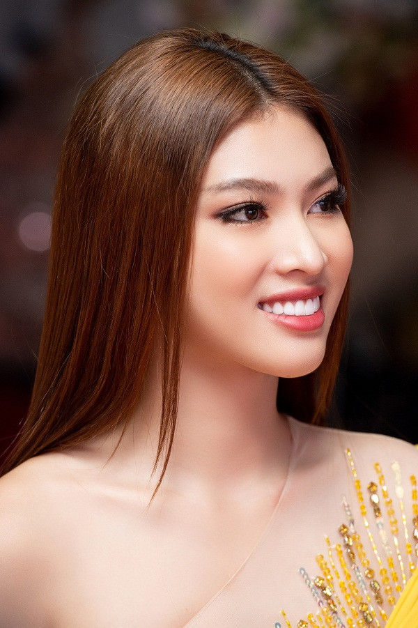Từ khi đoạt danh hiệu á hậu, Ngọc Thảo được đánh giá có thần thái kiêu kỳ, sắc sảo cùng body săn chắc với số đo 3 vòng chuẩn quốc tế.