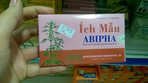 Mới đây viên nang ích mẫu Abipha kém chất lượng, nhiễm vi sinh nấm mốc bị phát hiện và buộc phải thu hồi tiêu hủy gây xôn xao dư luận. Đặc biệt, dư luận cũng vô cùng bức xúc trước cách thức công ty này xử lý sau khi mắc lỗi. Nhiều người cho rằng Abipha vô trách nhiệm trước người tiêu dùng.