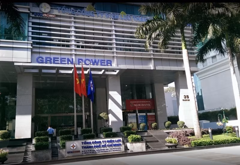 Nhà thầu có hoạt động sôi nổi tại nhiều đơn vị thuộc Tổng công ty Điện lực TP HCM.