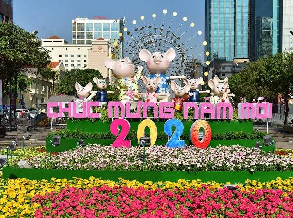 Chiêm ngưỡng đường hoa Nguyễn Huệ trước ngày khai mạc