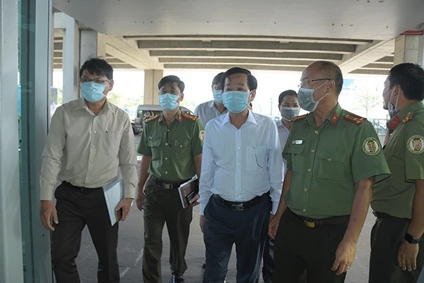 Phú Quốc bác tin 'khách Nga dẫn bé trai nghi nhiễm corona trốn viện'