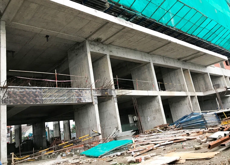 Cảnh đìu hiu ở dự án Opal Garden Đất Xanh bị tạm dừng thi công