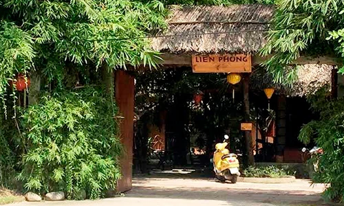 Đột nhập võ đường Liên Phong của Johnny Trí Nguyễn