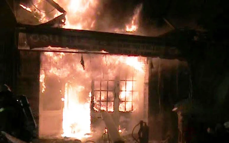  Cửa hàng “812 tỷ” cháy kinh hoàng giữa trung tâm Sài Gòn