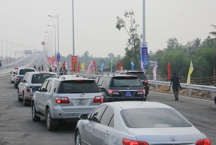 Giảm nửa thời gian tuyến TP HCM - Vũng Tàu