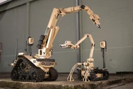 Mỹ tăng cường mua loạt robot siêu hiện đại để xử lý bom mìn