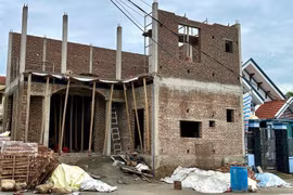 [VIDEO] Bộ Xây dựng đề xuất miễn giấy phép nhà dưới 7 tầng, giảm nửa thời gian chờ