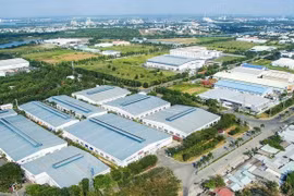 Bị xếp hạng tín nhiệm rủi ro, chủ KCN Thủ Thừa vẫn hút 100 tỷ đồng trái phiếu
