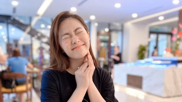 Lương Bích Hữu da trắng mịn, nhan sắc "lão hóa ngược" ở tuổi 42
