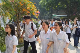 Đáp án đề thi Toán vòng 1 lớp 10 Chuyên Khoa học Tự nhiên