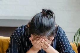 Mẹ chồng lên chăm cháu nội, con dâu phát hiện việc bức xúc