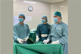 Lấy u GIST dạ dày hiếm gặp cho cụ ông 62 tuổi