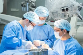 Bệnh hiếm gặp Moyamoya được điều trị thành công bằng kỹ thuật tiên tiến