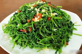 Loại rau dại được ví như 'siêu thực phẩm' giúp bổ máu, tốt cho xương