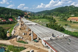 Nhiều dự án cao tốc trọng điểm thi công xuyên lễ Quốc khánh 2/9