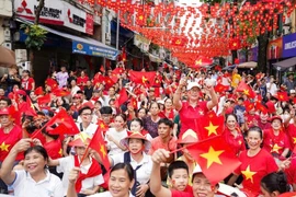 Thủ tướng chỉ đạo đẩy nhanh tặng quà Quốc khánh tới người dân trước 2/9