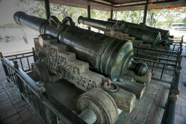 Tận mục những khẩu thần công cổ xưa hoàn mỹ nhất Việt Nam 