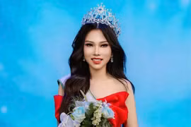 Nguyễn Khuê Thu đăng quang Mrs Earth Vietnam 2026