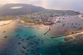 Chiêm ngưỡng vẻ đẹp hoang sơ của huyện đảo Lý Sơn