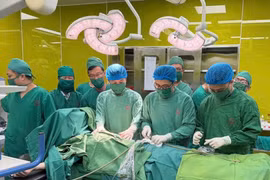 Cứu chàng trai 23 tuổi bị thương thấu phổi nguy kịch