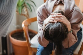 Chị em tan vỡ tình thân vì tờ giấy mẹ để lại khi qua đời