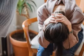 Chị em tan vỡ tình thân vì tờ giấy mẹ để lại khi qua đời