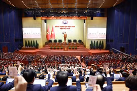 Việt Nam vững vàng tiến vào kỷ nguyên vươn mình