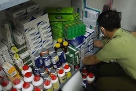 Bộ Y tế thành lập 15 tổ kiểm tra thuốc, thực phẩm chức năng